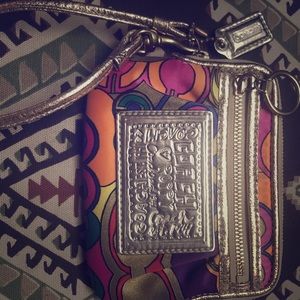 Coach Poppy Pop C Multi-Color Wristlet *EUC*